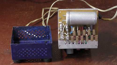 Регулятор мощности для паяльника на 36 вольт, вид со снятой нижней крышкой.